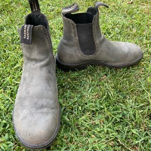 Blundstone boots size 9.5/10 womens